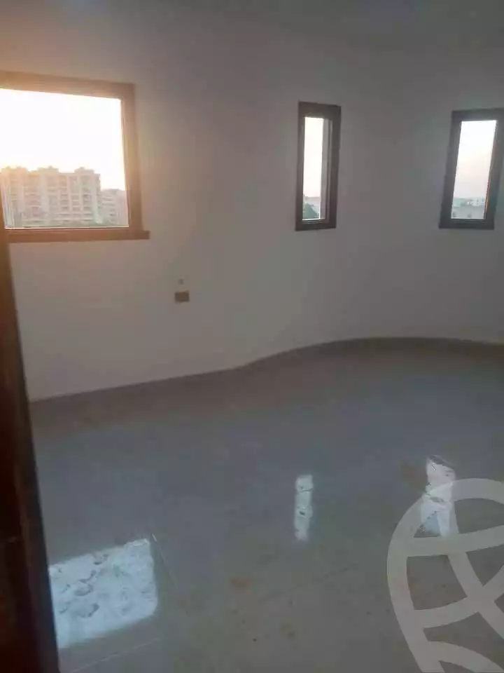 https://aqarmap.com.eg/en/listing/5601162-for-rent-cairo-mokattam-lhdb-l-ly