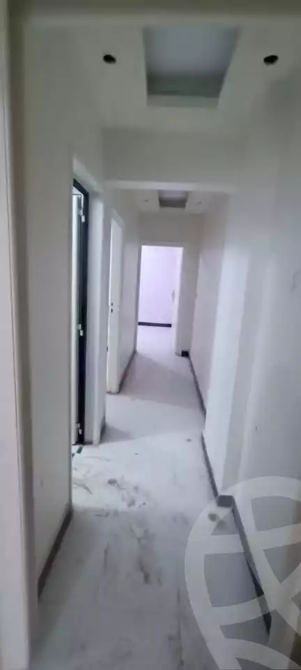 https://aqarmap.com.eg/ar/listing/5907402-for-sale-alexandria-el-asafra-shr-45