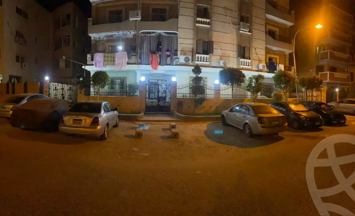 https://aqarmap.com.eg/en/listing/5604419-for-sale-cairo-al-oubour-el-hay-el-taseaa-mohamed-el-tabeay-st