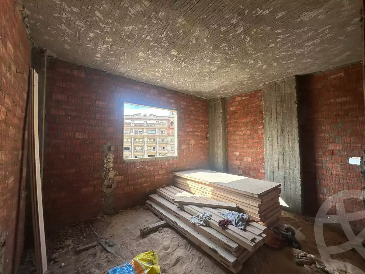 https://aqarmap.com.eg/en/listing/5908162-for-sale-cairo-mokattam-el-hadabah-el-wosta-compounds-dyar-city-2