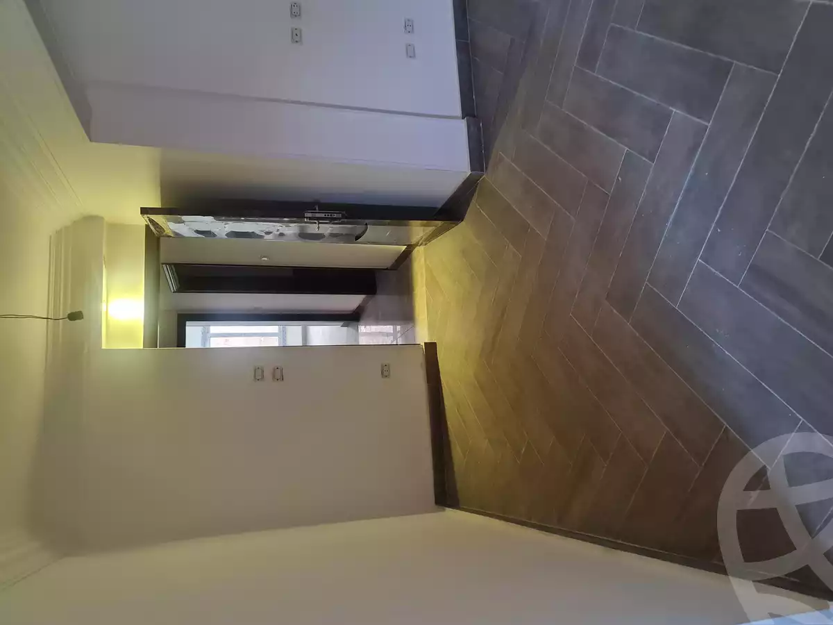 https://aqarmap.com.eg/ar/listing/5607918-for-sale-cairo-el-maadi-zahraa-el-maadi-zahraa-el-maadi-st