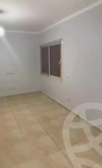 https://aqarmap.com.eg/ar/listing/5610072-for-rent-cairo-mokattam-compounds-kmbwnd-rwyl-jrdnz