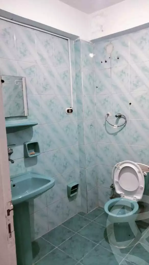 https://aqarmap.com.eg/en/listing/5610810-for-rent-alexandria-el-hanouvel