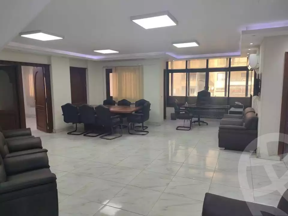 https://aqarmap.com.eg/en/listing/5610894-for-sale-cairo-mokattam-lhdb-l-ly-el-naforah-square