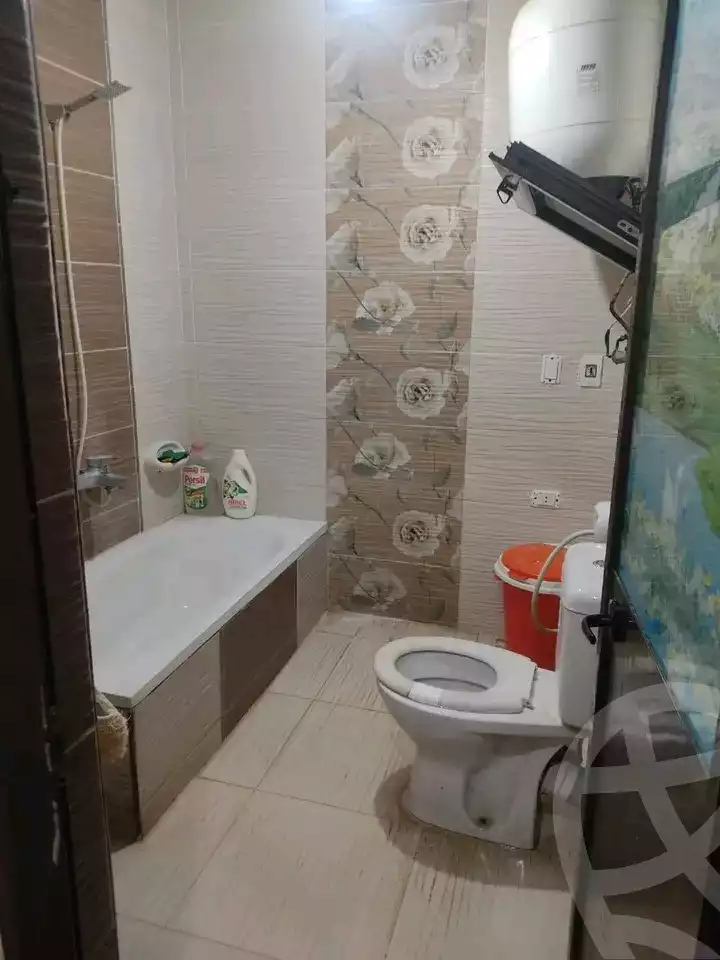 https://aqarmap.com.eg/en/listing/5613261-for-sale-cairo-ain-shams-ain-shams-el-sharkia-abd-el-hakeem-reda-st