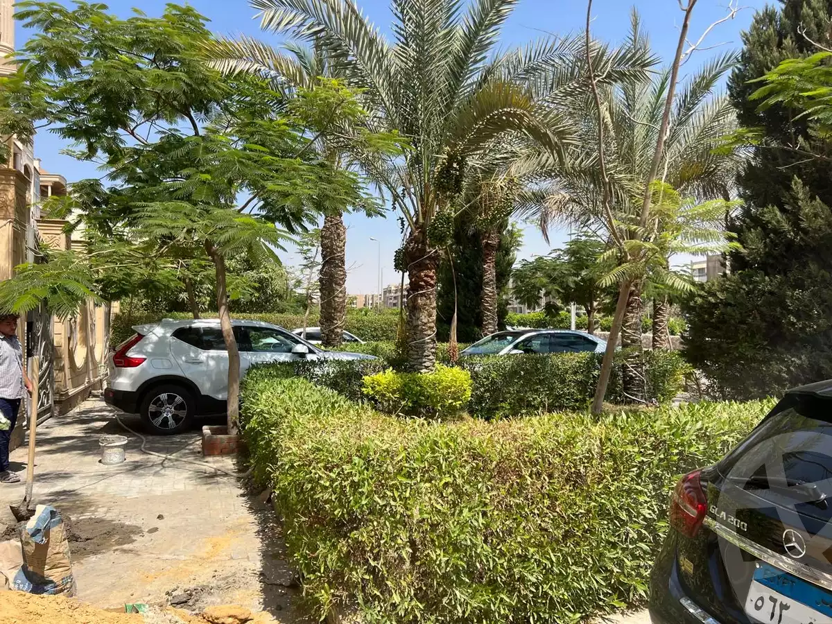 https://aqarmap.com.eg/en/listing/5616069-for-sale-cairo-new-cairo-gharb-arabila-doctor-hani-maher-st