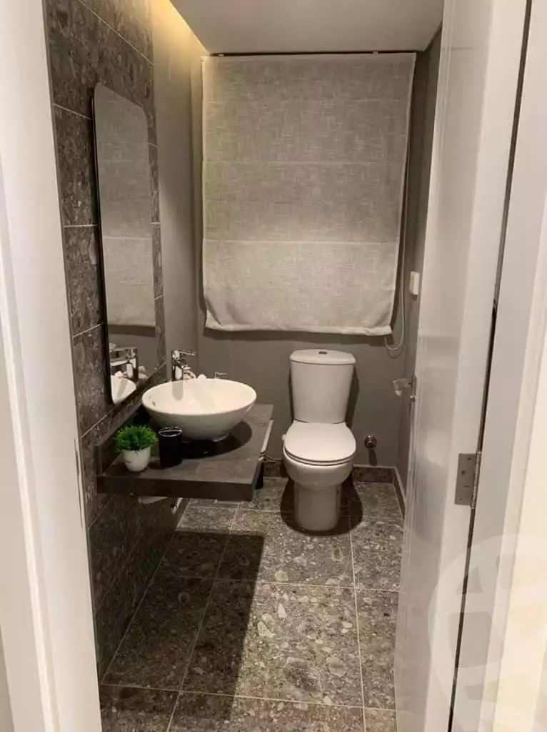 https://aqarmap.com.eg/en/listing/5616502-for-sale-cairo-el-sheikh-zayed-city-compounds-kmbwnd-fyldj-wyst-dr-llttwyr