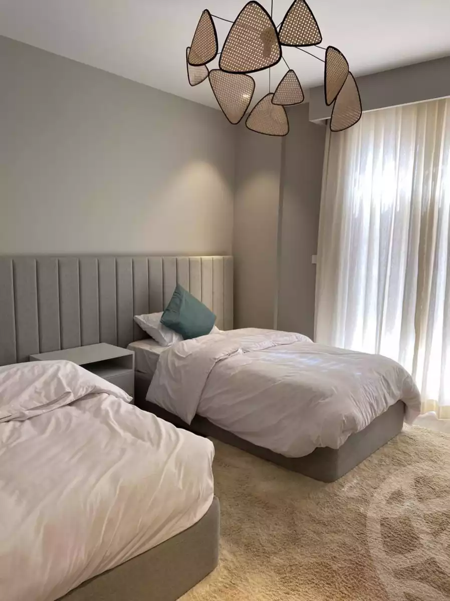 https://aqarmap.com.eg/en/listing/5616502-for-sale-cairo-el-sheikh-zayed-city-compounds-kmbwnd-fyldj-wyst-dr-llttwyr