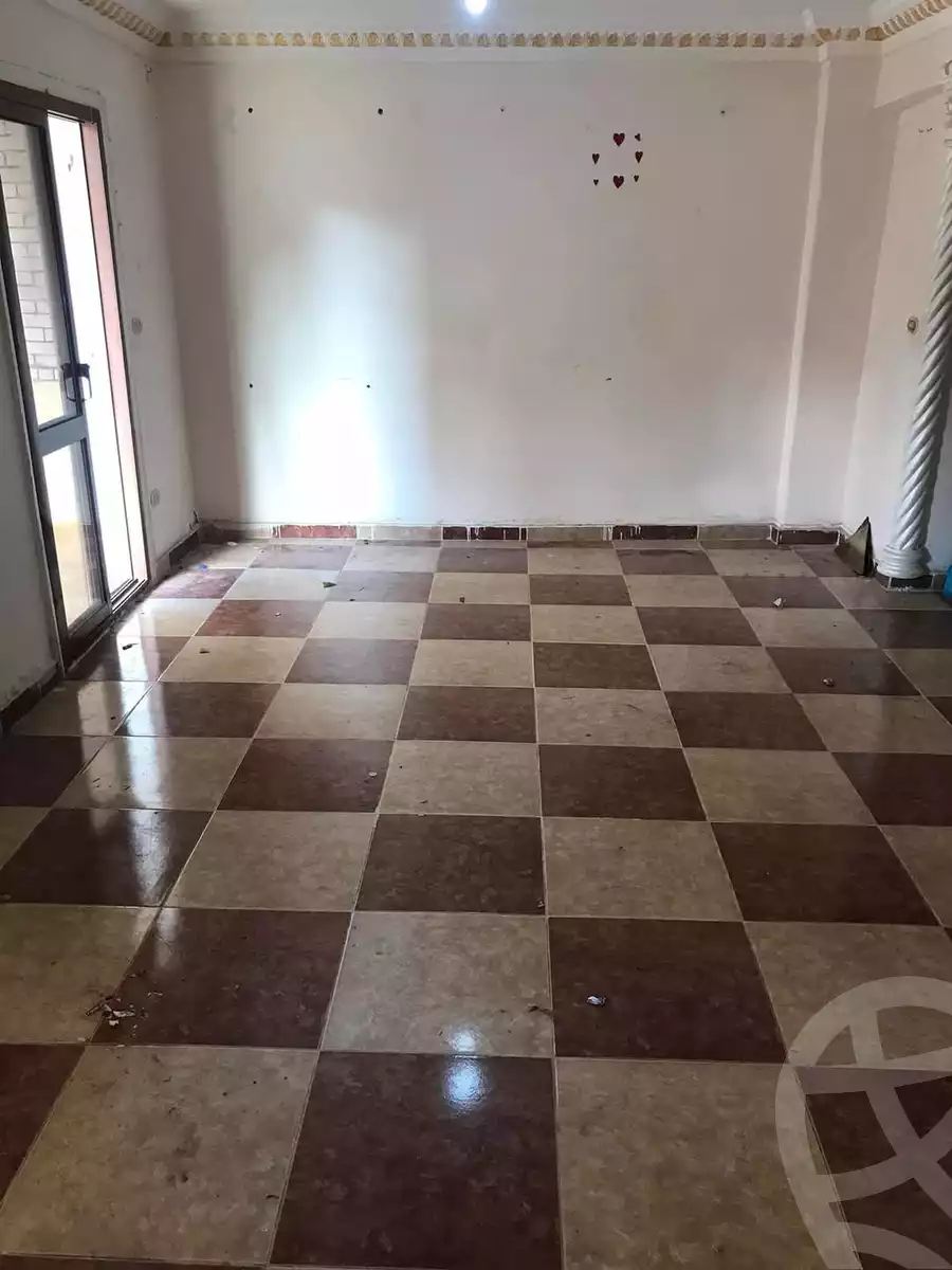 https://aqarmap.com.eg/ar/listing/5618336-for-rent-alexandria-el-hanouvel-rich-home-st