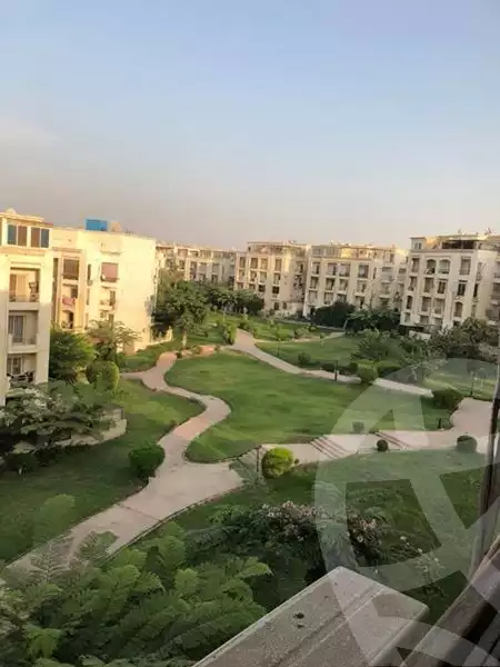 https://aqarmap.com.eg/en/listing/5618449-for-sale-cairo-el-sheikh-zayed-city-compounds-hadayek-el-mohandiseen