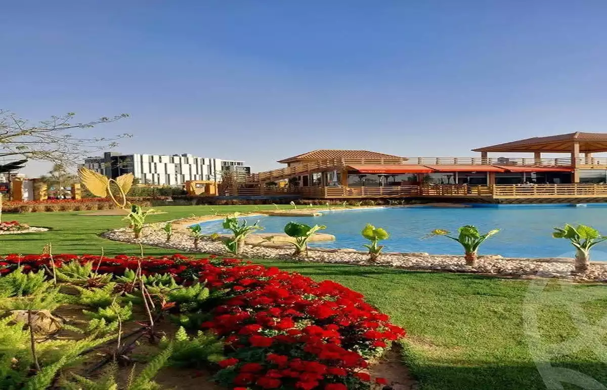 https://aqarmap.com.eg/en/listing/5620945-for-sale-cairo-new-cairo-compounds-hyde-park-parkway-hyde-park-compound