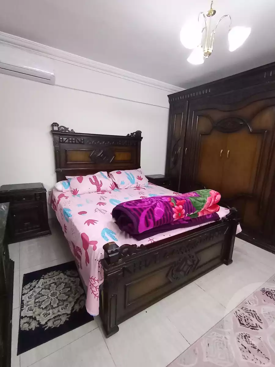 https://aqarmap.com.eg/en/listing/5621035-for-rent-cairo-ain-shams-jsr-lswys