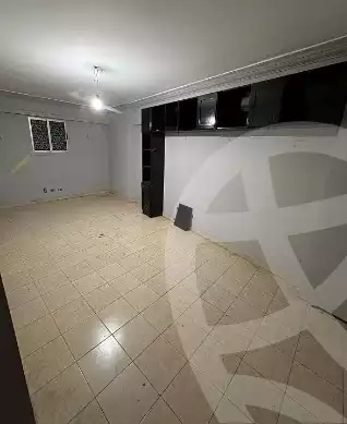 https://aqarmap.com.eg/ar/listing/5621226-for-sale-alexandria-moharram-bey-kanal-al-mahmoudeya-al-bahri-st