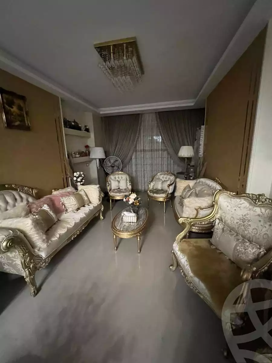 https://aqarmap.com.eg/en/listing/5621438-for-sale-alexandria-camp-cesar-ahmed-kamha-st