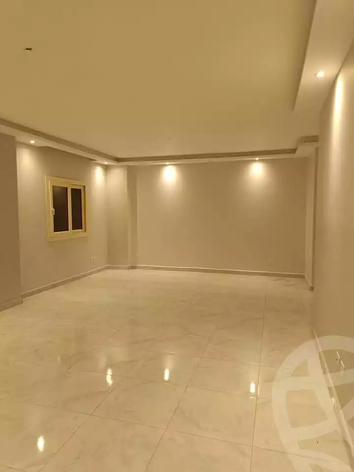 https://aqarmap.com.eg/ar/listing/5621515-for-rent-cairo-mokattam-lhdb-l-ly-manteqt-ganob-s