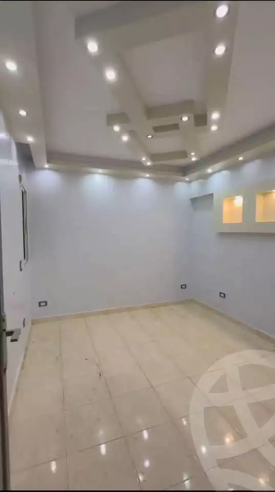 https://aqarmap.com.eg/en/listing/5622054-for-sale-alexandria-zezenia-ibrahim-el-attar-st