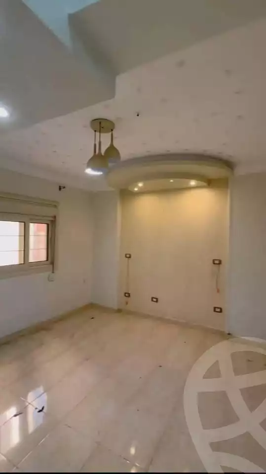 https://aqarmap.com.eg/en/listing/5622054-for-sale-alexandria-zezenia-ibrahim-el-attar-st