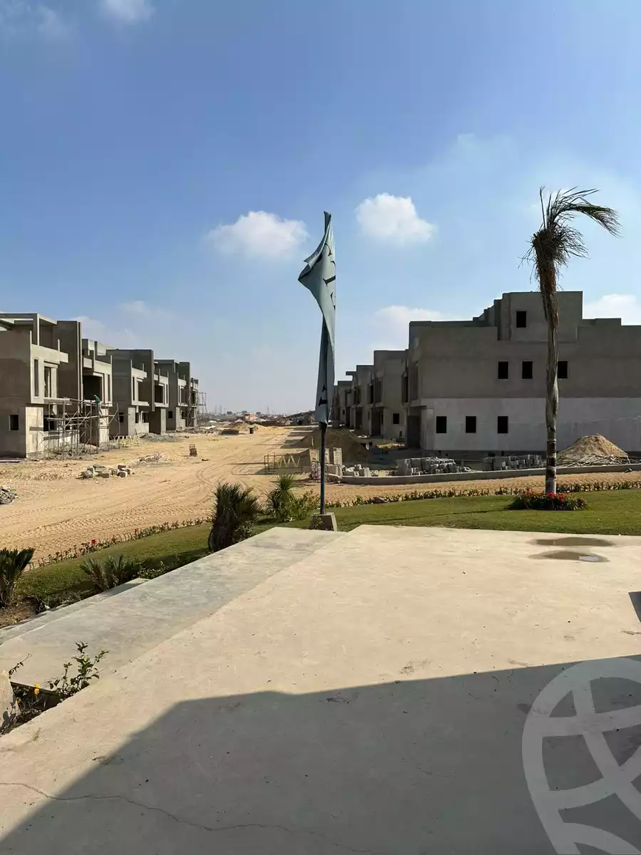 https://aqarmap.com.eg/en/listing/5622334-for-sale-cairo-el-sheikh-zayed-city-lshykh-zyd-ljdyd-v-levels-compound-dunes