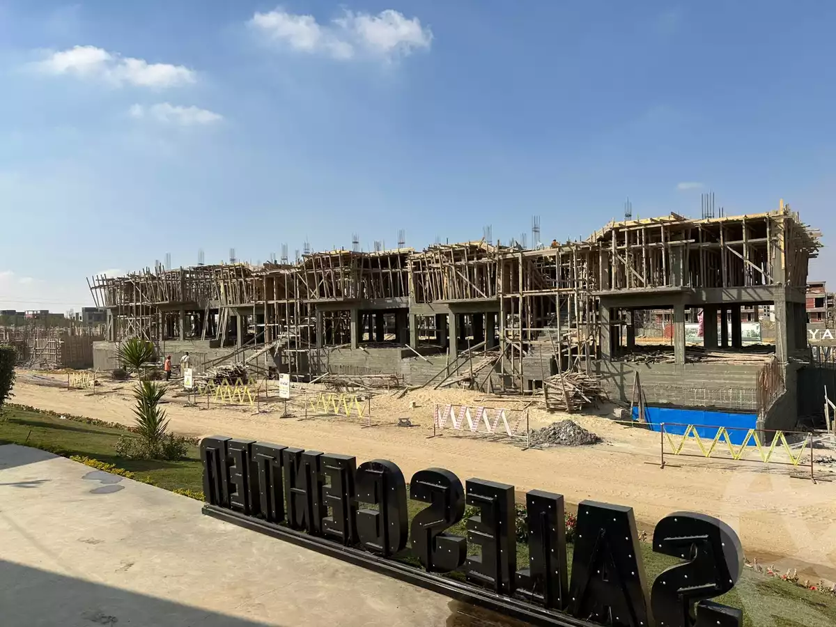 https://aqarmap.com.eg/en/listing/5622337-for-sale-cairo-el-sheikh-zayed-city-lshykh-zyd-ljdyd-v-levels-compound-dunes