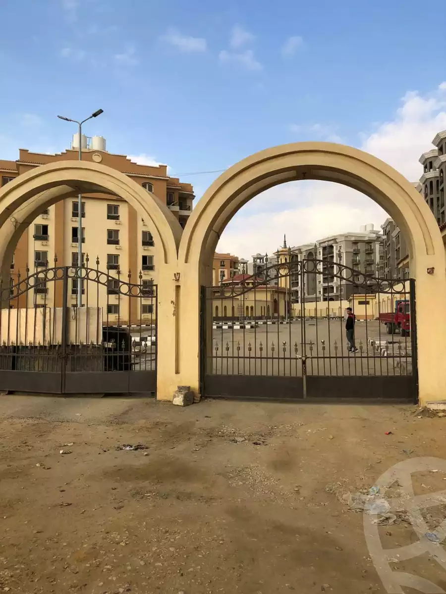 https://aqarmap.com.eg/en/listing/5622900-for-sale-cairo-new-cairo-compounds-el-rekaba-el-edarea-compound