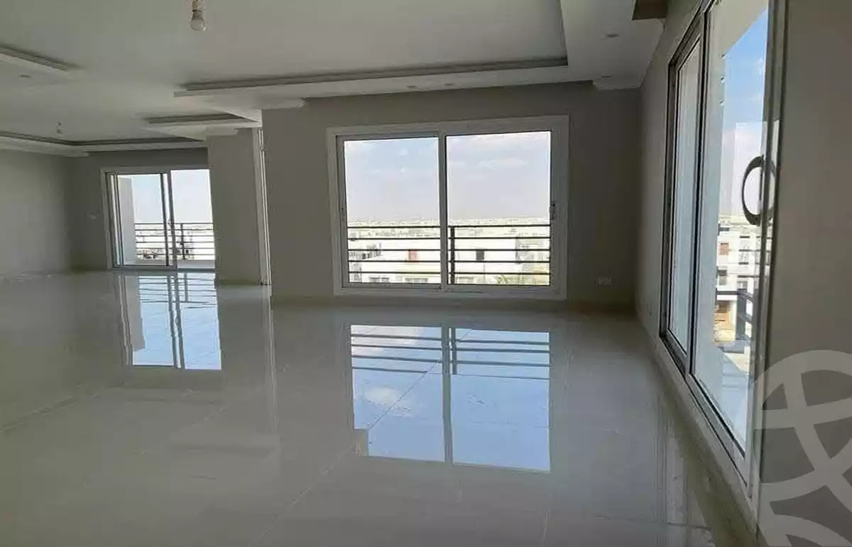 https://aqarmap.com.eg/en/listing/5937491-for-sale-cairo-new-cairo-compounds-hyde-park-parkway-hyde-park-compound