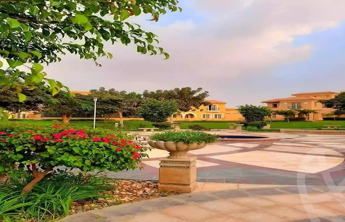 https://aqarmap.com.eg/ar/listing/5789198-for-sale-cairo-new-cairo-compounds-hyde-park-parkway-hyde-park-compound