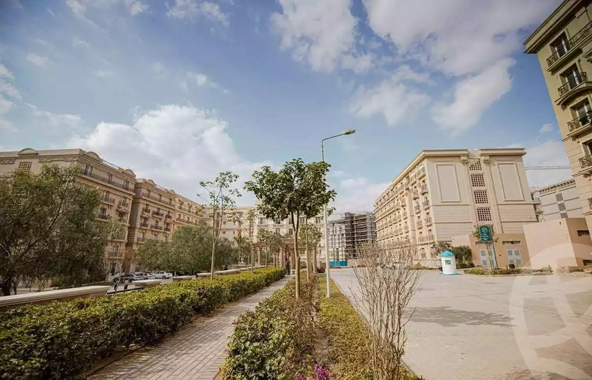 https://aqarmap.com.eg/en/listing/5623890-for-sale-cairo-new-cairo-compounds-hyde-park-greens-hyde-park-compound
