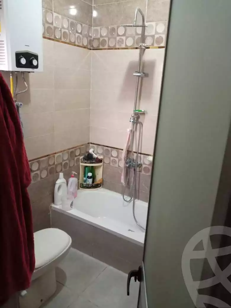 https://aqarmap.com.eg/ar/listing/5623921-for-sale-cairo-ain-shams-ain-shams-el-sharkia-shr-brhym-bd-lrzq