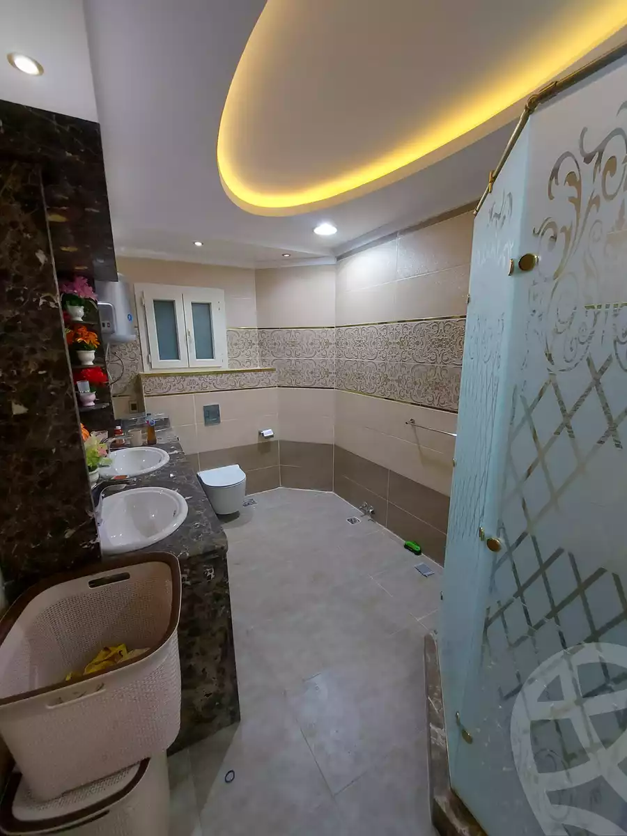 https://aqarmap.com.eg/ar/listing/5624021-for-sale-alexandria-camp-cesar-el-gaish-rd