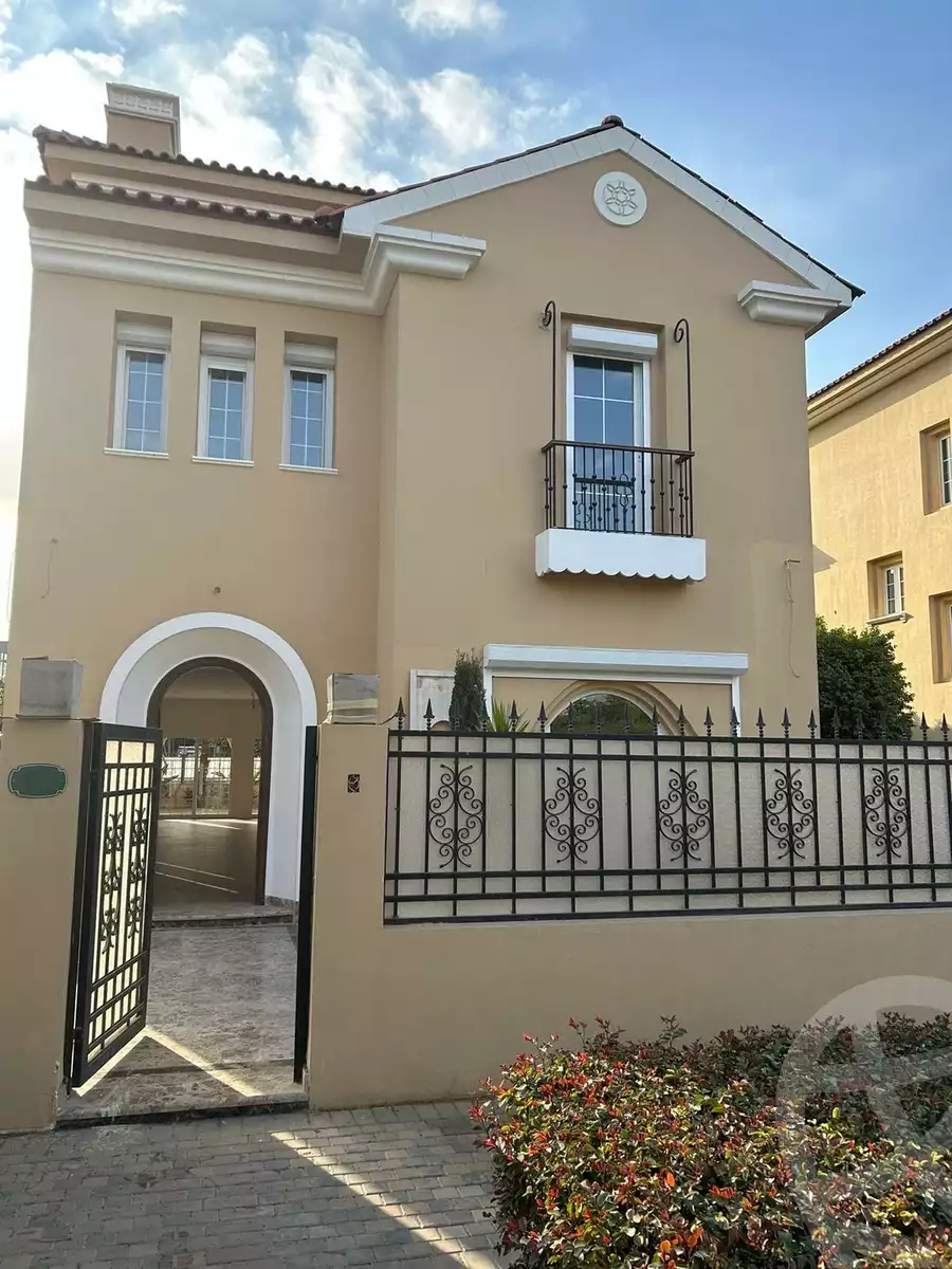 https://aqarmap.com.eg/ar/listing/5624212-for-sale-cairo-new-cairo-compounds-hyde-park
