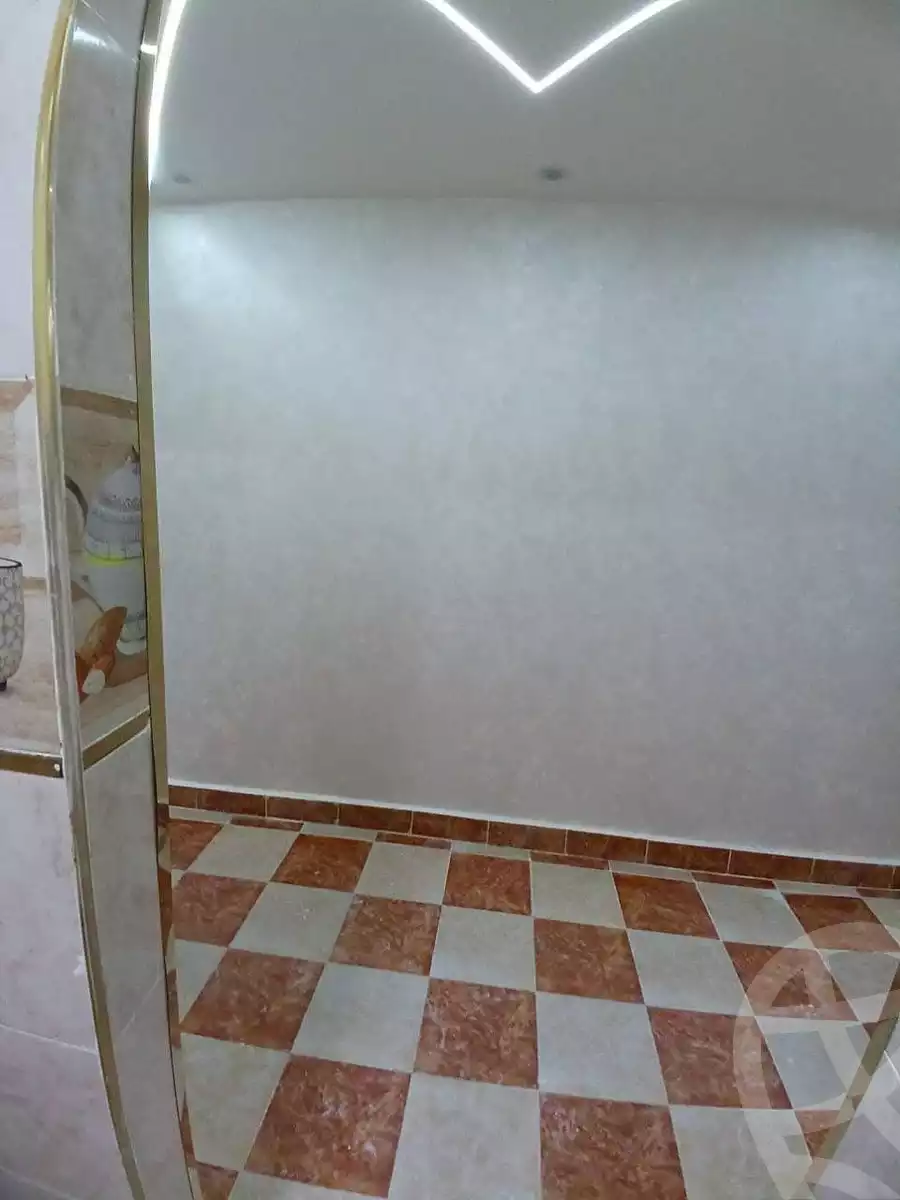 https://aqarmap.com.eg/ar/listing/5625393-for-sale-alexandria-l-jmy-lbytsh-al-aeda-al-kadema-st