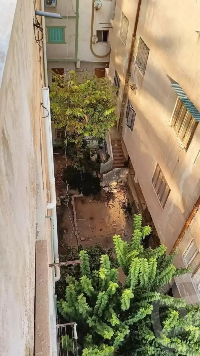 https://aqarmap.com.eg/en/listing/5625465-for-sale-alexandria-el-hanouvel-el-shaheed-ahmed-hamdy-st