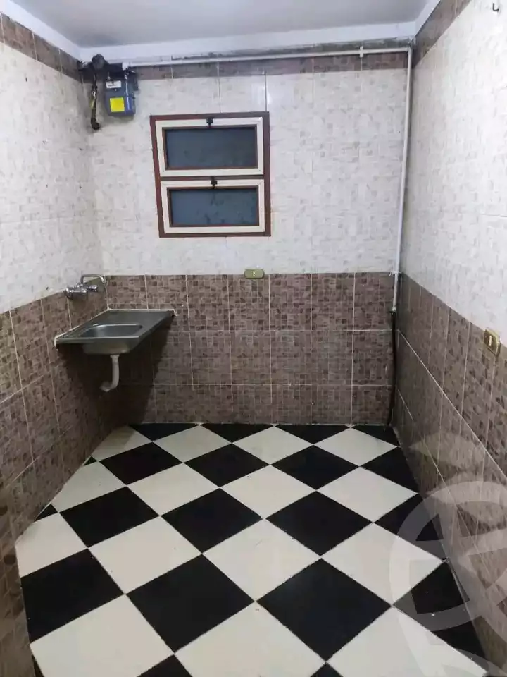 https://aqarmap.com.eg/en/listing/5627539-for-sale-cairo-heliopolis-gesr-elsuez-ibn-sender-square