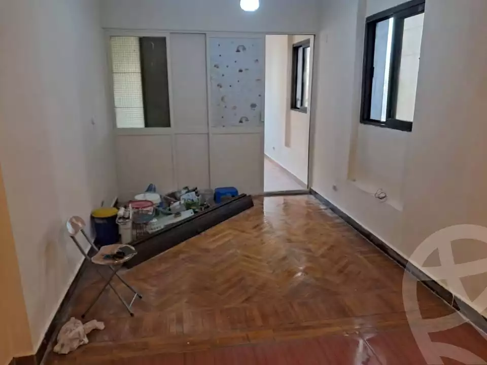 https://aqarmap.com.eg/en/listing/5627681-for-sale-alexandria-cleopatra-shr-bw-qyr-tryq-lhry
