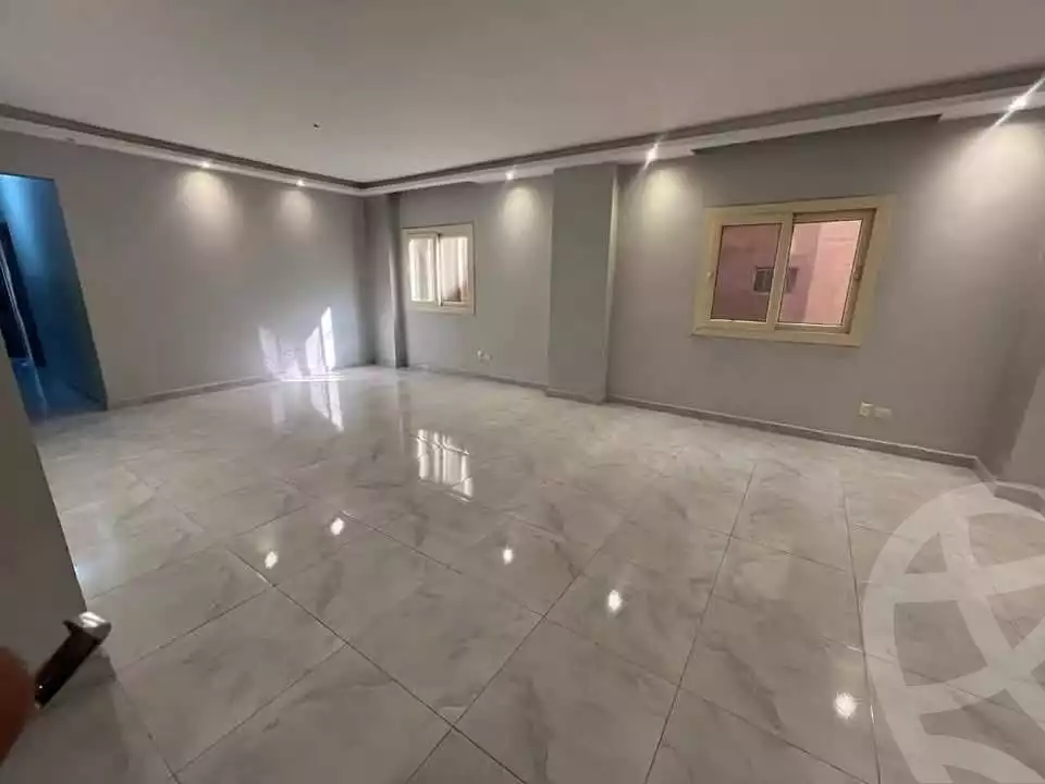 https://aqarmap.com.eg/ar/listing/5628952-for-rent-cairo-mokattam-lhdb-l-ly-manteqt-ganob-s