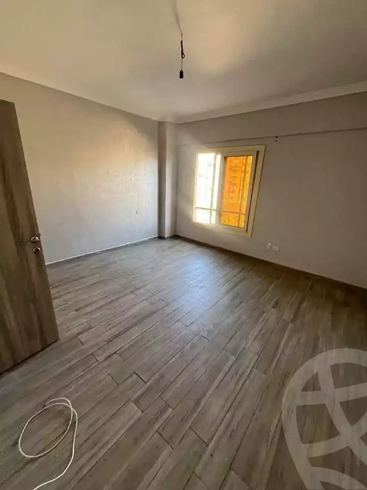 https://aqarmap.com.eg/ar/listing/5628952-for-rent-cairo-mokattam-lhdb-l-ly-manteqt-ganob-s