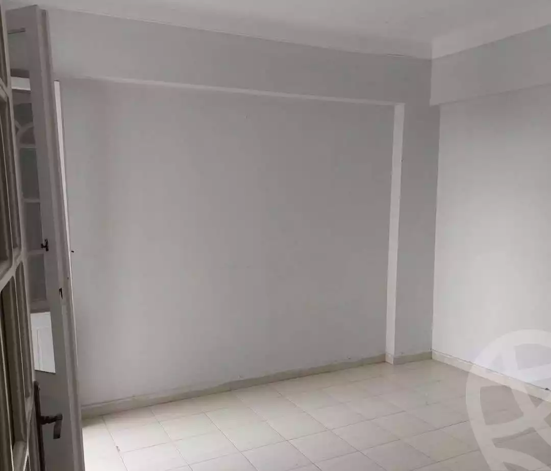 https://aqarmap.com.eg/en/listing/5630081-for-sale-alexandria-l-jmy-lbytsh-el-hanafeya-st
