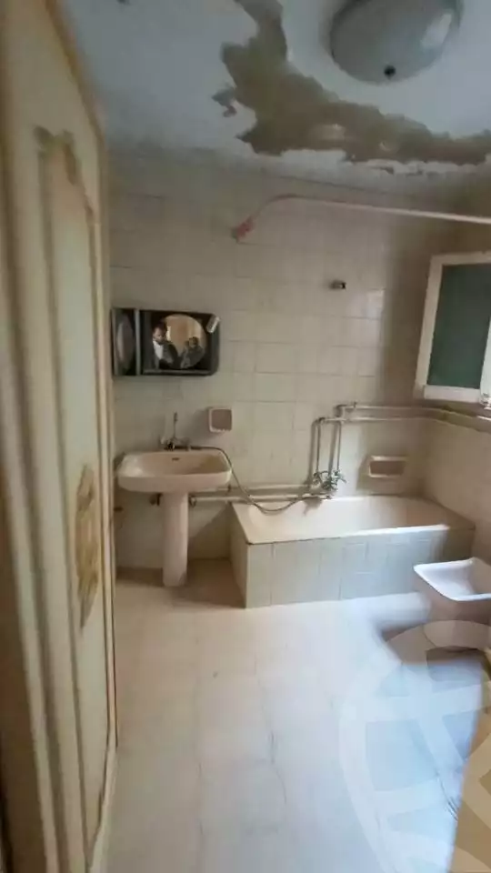 https://aqarmap.com.eg/en/listing/5630696-for-sale-alexandria-l-jmy-lbytsh-sabrin-st