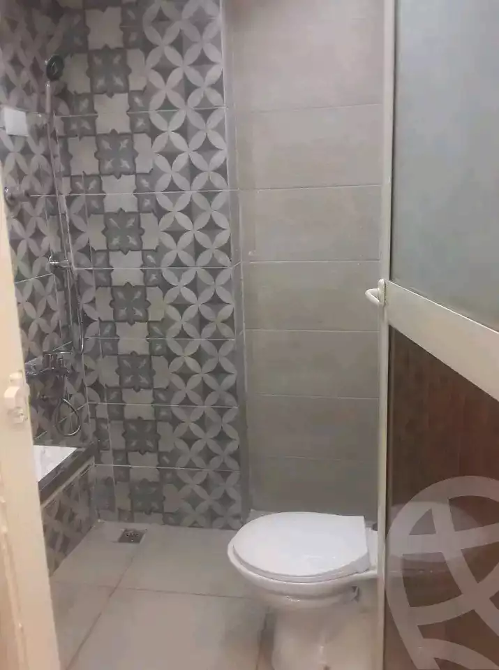 https://aqarmap.com.eg/en/listing/5632292-for-sale-alexandria-l-jmy-lbytsh-el-hanafeya-st