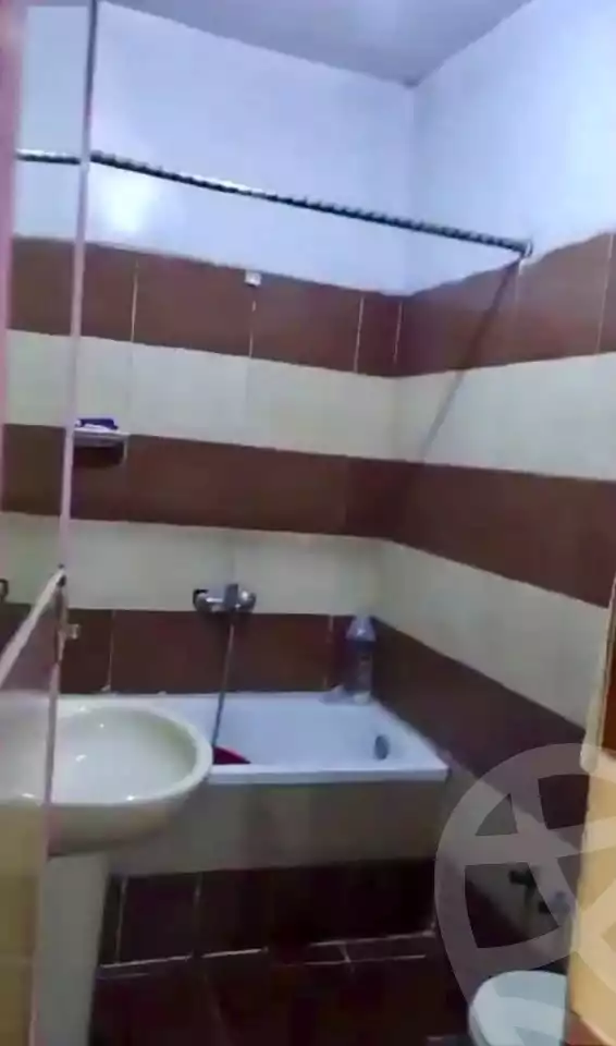 https://aqarmap.com.eg/en/listing/5633603-for-sale-alexandria-el-hanouvel-al-asdakaa-st