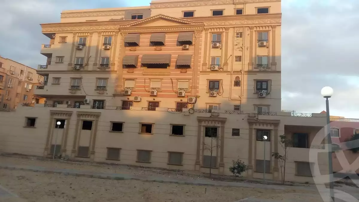 https://aqarmap.com.eg/en/listing/5634020-for-sale-cairo-new-cairo-gharb-arabila-selim-st