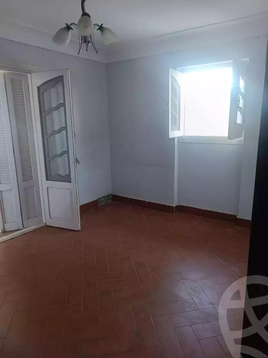 https://aqarmap.com.eg/ar/listing/5634966-for-sale-alexandria-l-jmy-lbytsh-al-kaada-st