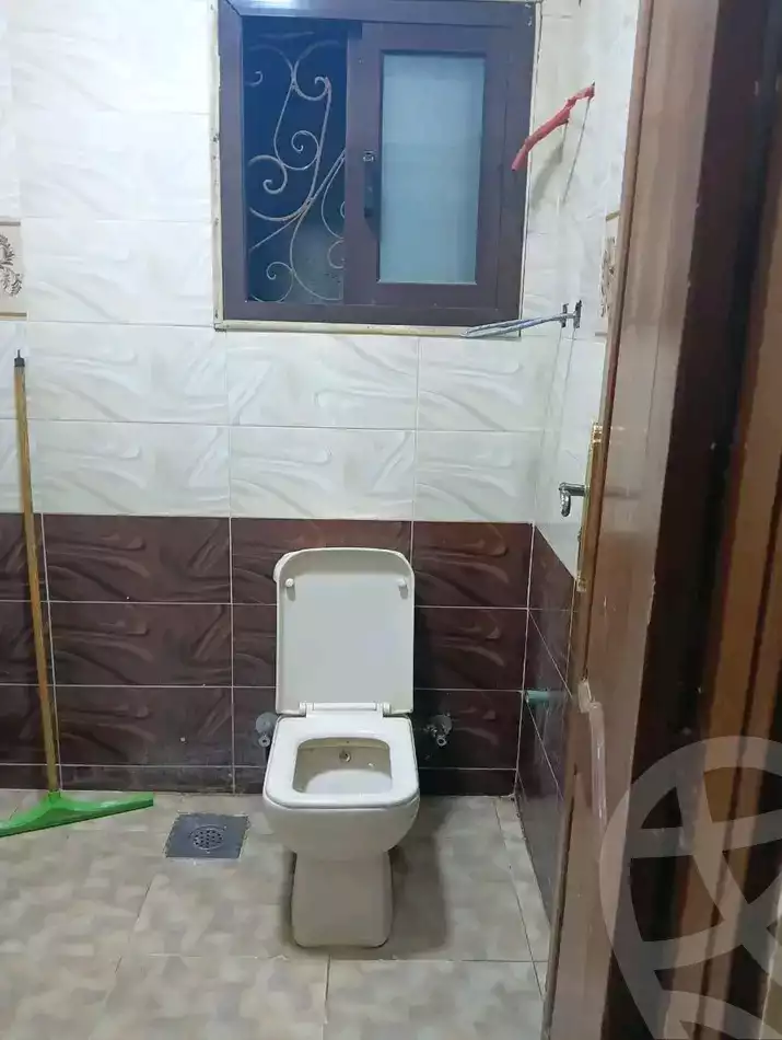 https://aqarmap.com.eg/ar/listing/5637107-for-rent-cairo-faisal-kafr-tohormos-el-shaheed-ahmed-hamdy-st
