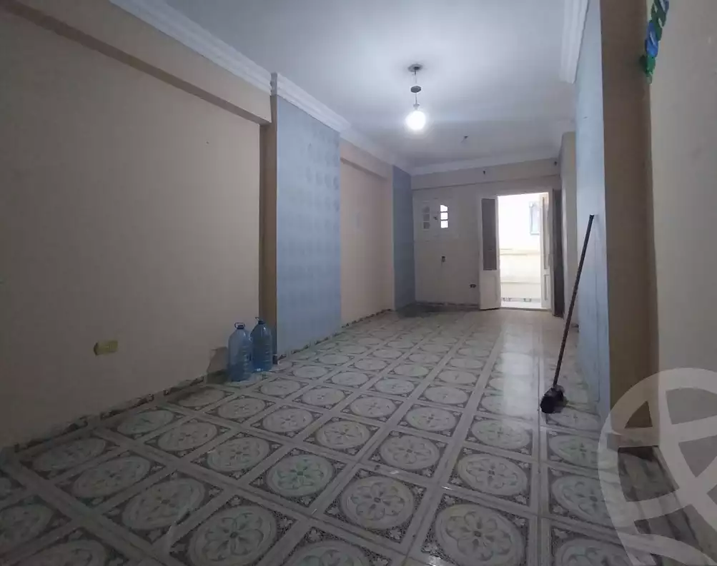 https://aqarmap.com.eg/ar/listing/5637376-for-sale-alexandria-ganaklis-shr-mrtdy-bsh
