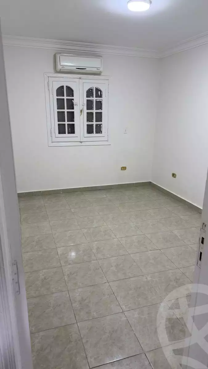 https://aqarmap.com.eg/ar/listing/5638777-for-rent-cairo-6th-of-october-el-ahyaa-neighborhood-3rd-al-hay-al-thalith-st