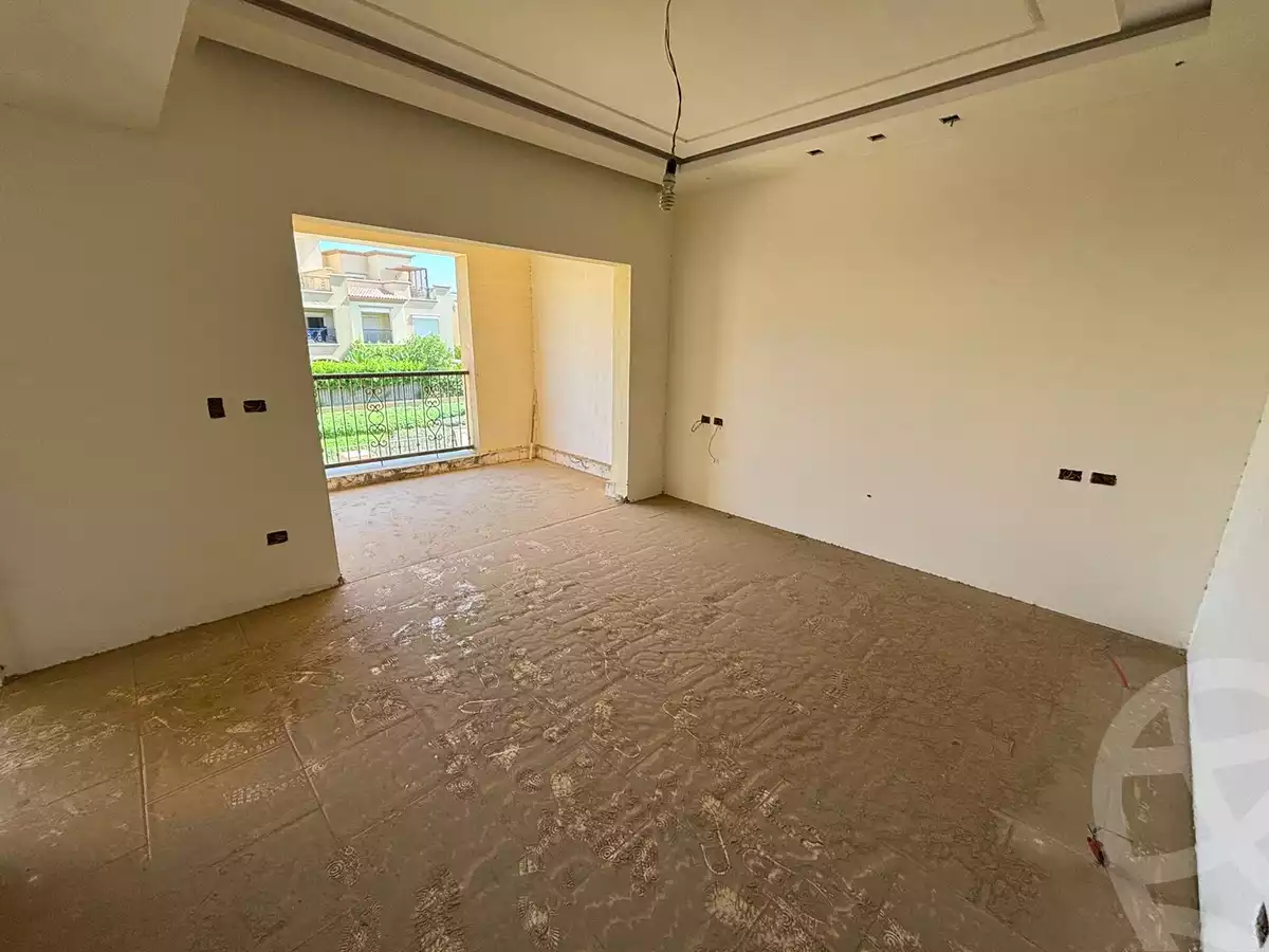https://aqarmap.com.eg/ar/listing/5639853-for-sale-cairo-new-cairo-compounds-mivida-mivida-parcel-19