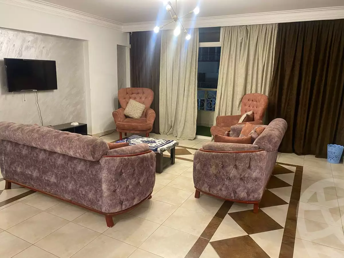 https://aqarmap.com.eg/ar/listing/5639988-for-rent-cairo-manial-manial-st