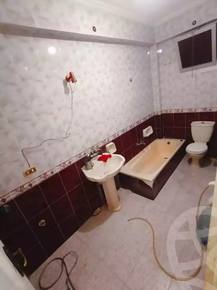 https://aqarmap.com.eg/en/listing/5640059-for-sale-alexandria-l-jmy-el-hanouvel-trablose-st