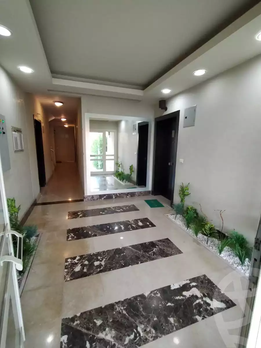 https://aqarmap.com.eg/en/listing/5640232-for-rent-cairo-el-sheikh-zayed-city-compounds-dh-drys