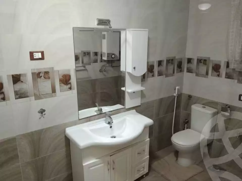 https://aqarmap.com.eg/ar/listing/5641141-for-sale-alexandria-camp-cesar-abd-el-moneim-sanad-st